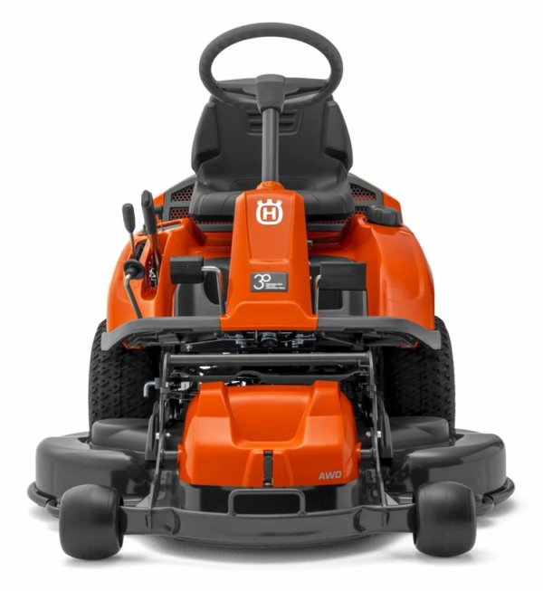 Rider R 214TC mit Mähwerk