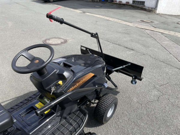 BLACK EDITION® PRO 155/98 SD Rasentraktor